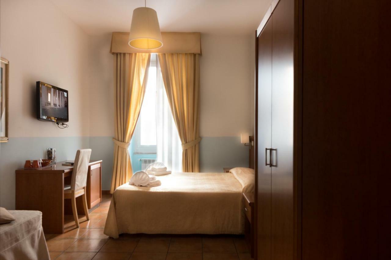 Few Steps From St Peter Bed & Breakfast Екстериор снимка