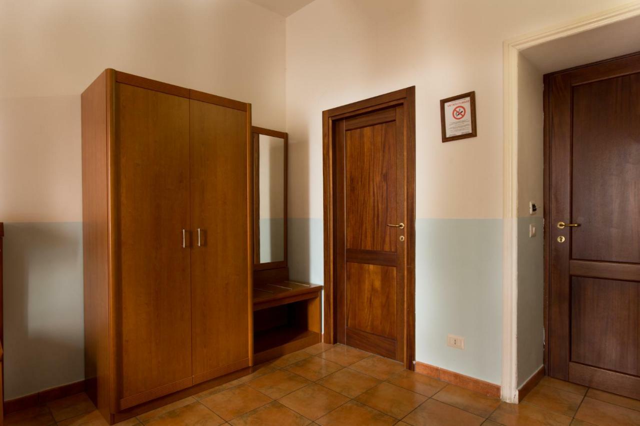 Few Steps From St Peter Bed & Breakfast Екстериор снимка